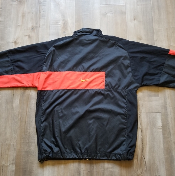 Nike Windbreaker Jacket, size M - Picture 4 of 5